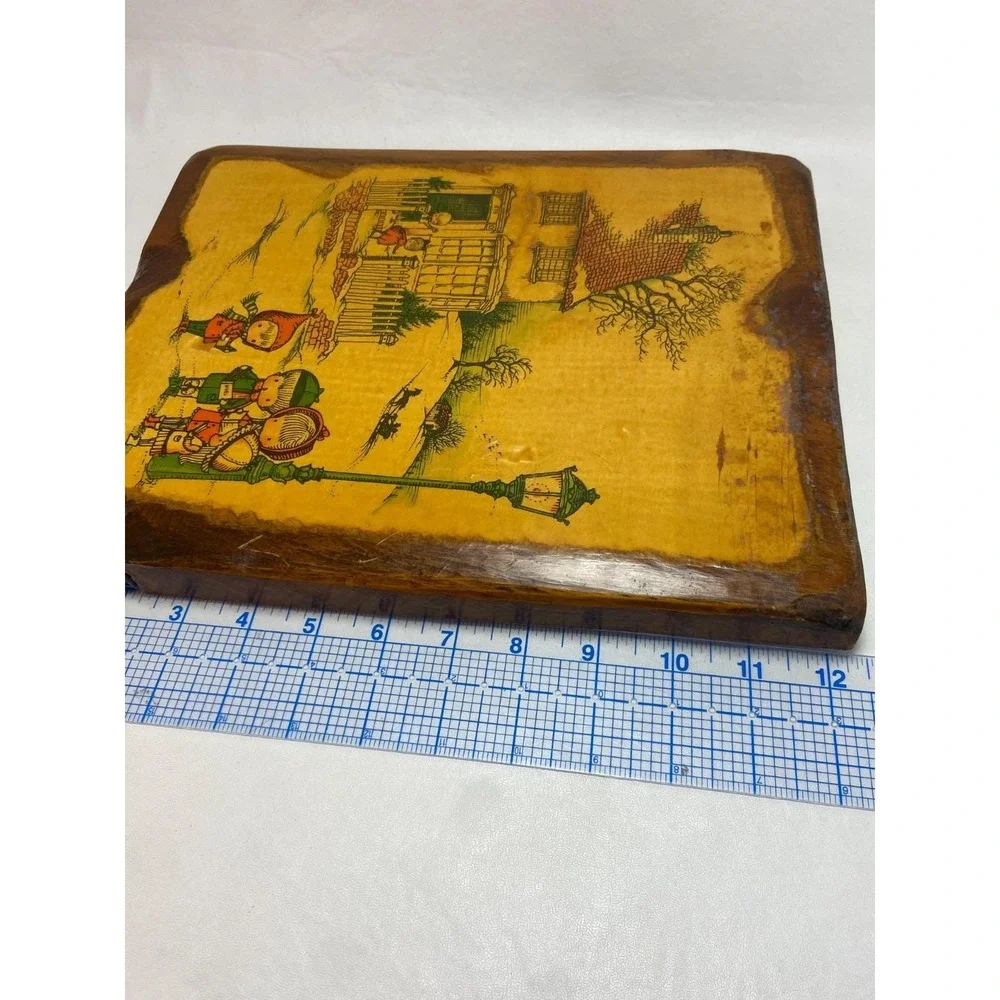 Vintage Joan‎ Walsh Anglund Christmas Carolers Wooden Wall Plaque Decor 70s 80s
